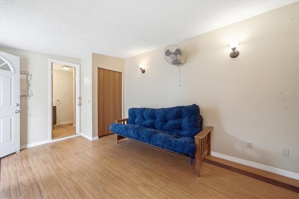 7505 Fairlane Avenue - Photo 37
