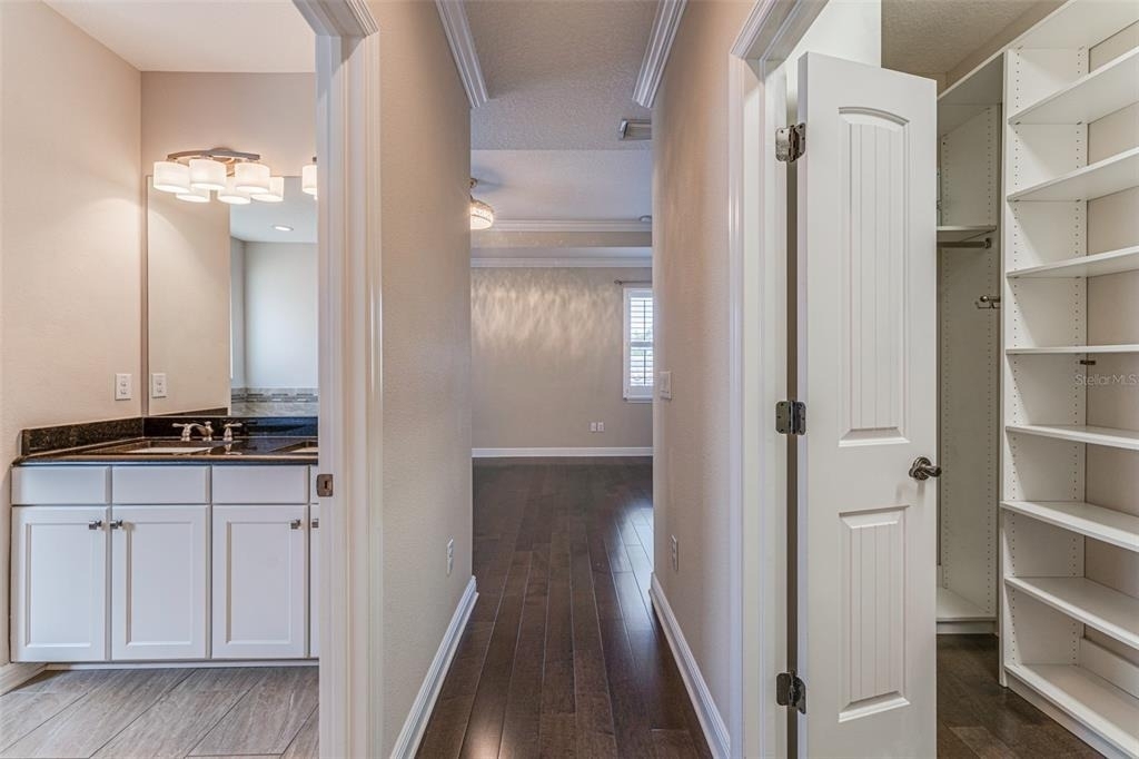213 S Westland Avenue - Photo 37