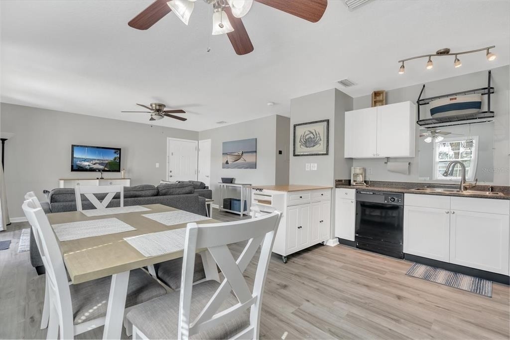 102 Pompano Drive Se - Photo 7