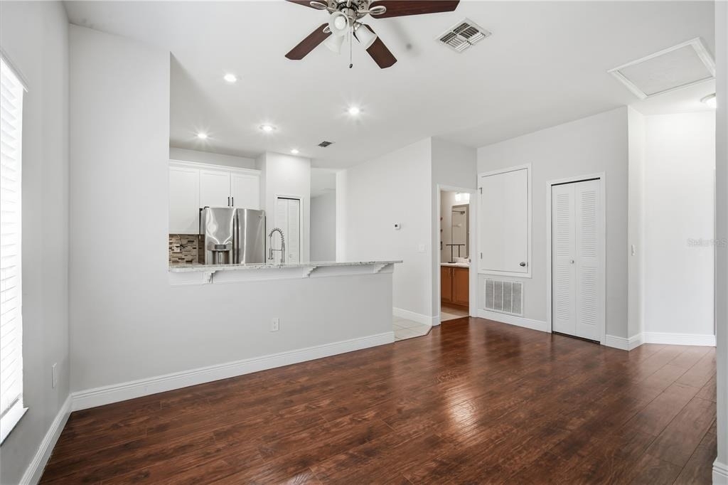 7605 N Dixon Avenue - Photo 13