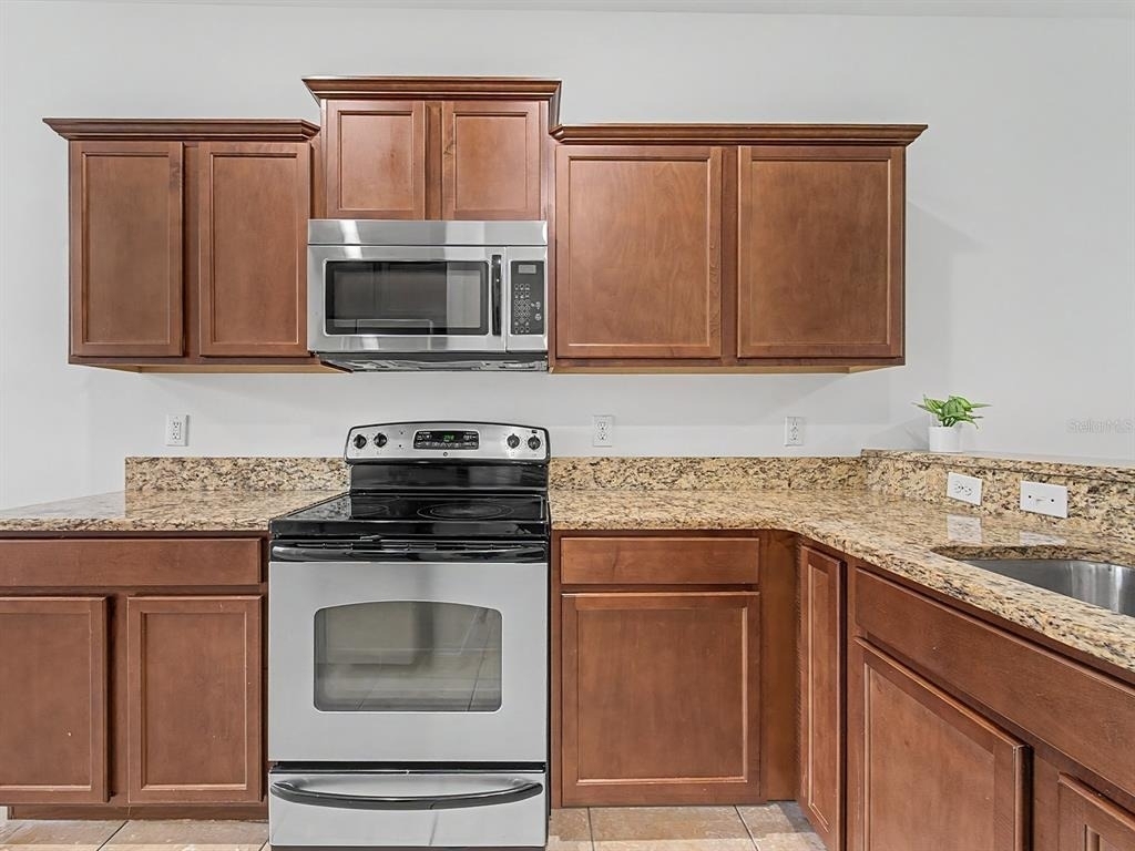 8518 Gablebend Way - Photo 4