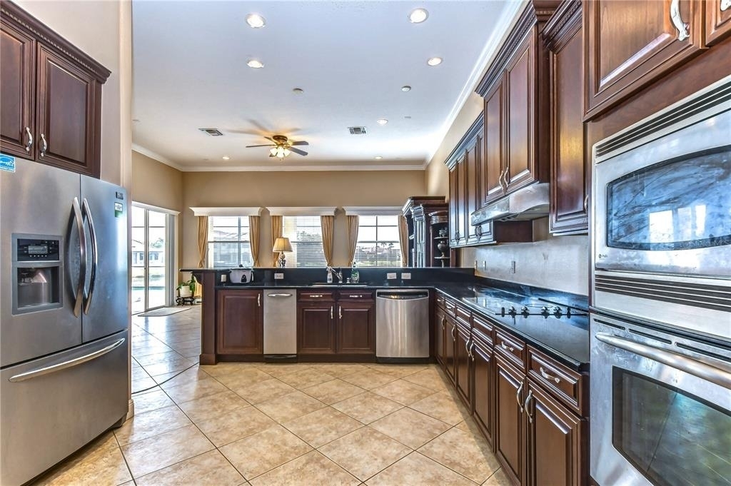 10602 Cayman Isle Court - Photo 12