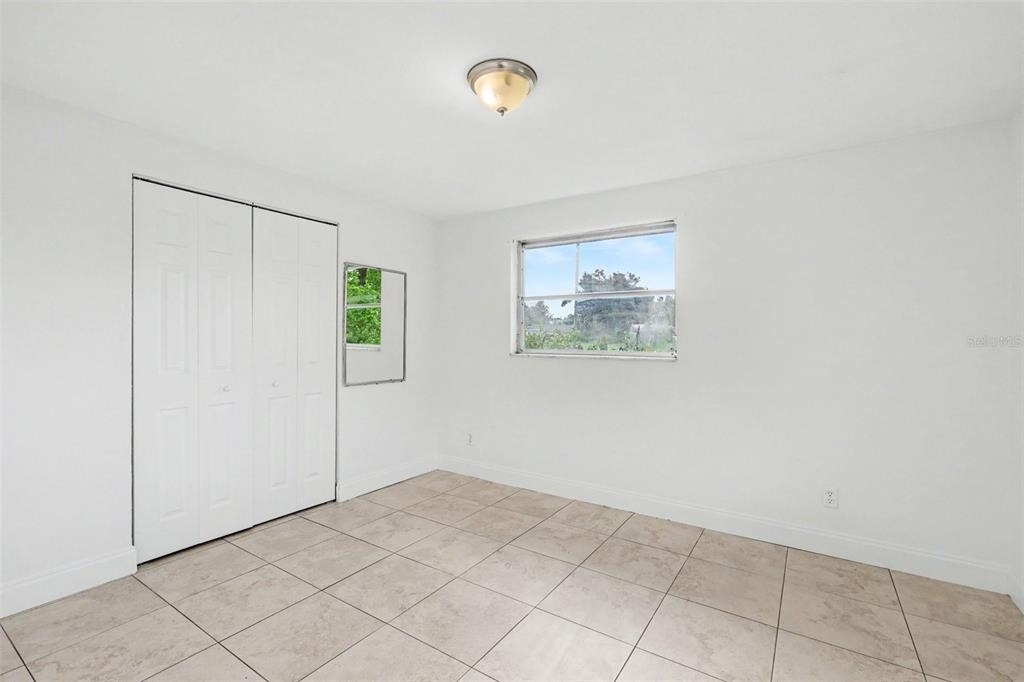 913 Lytle Street Sw - Photo 8