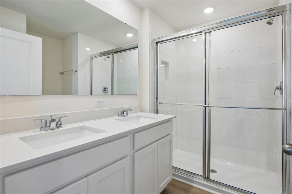 16570 Barbours Creek Way - Photo 14