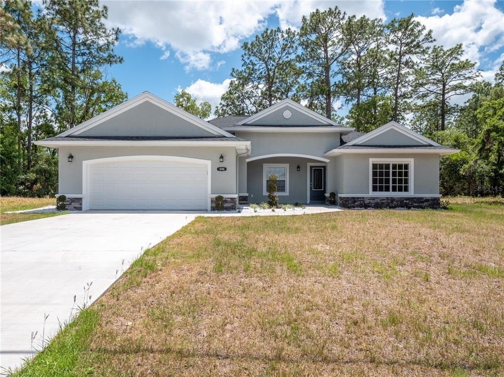 696 Marion Oaks Trail - Photo 0
