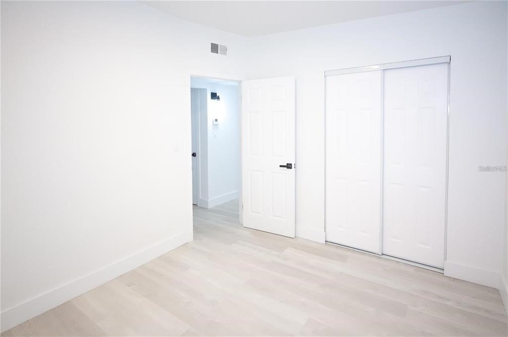 9001 82nd Street - Photo 14