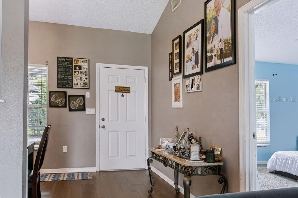 506 Mandy Street - Photo 7