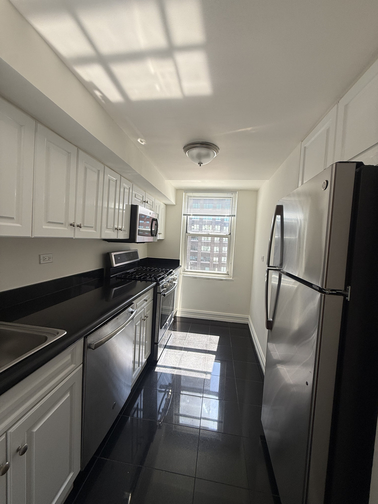 888 8th Avenue - Photo 10