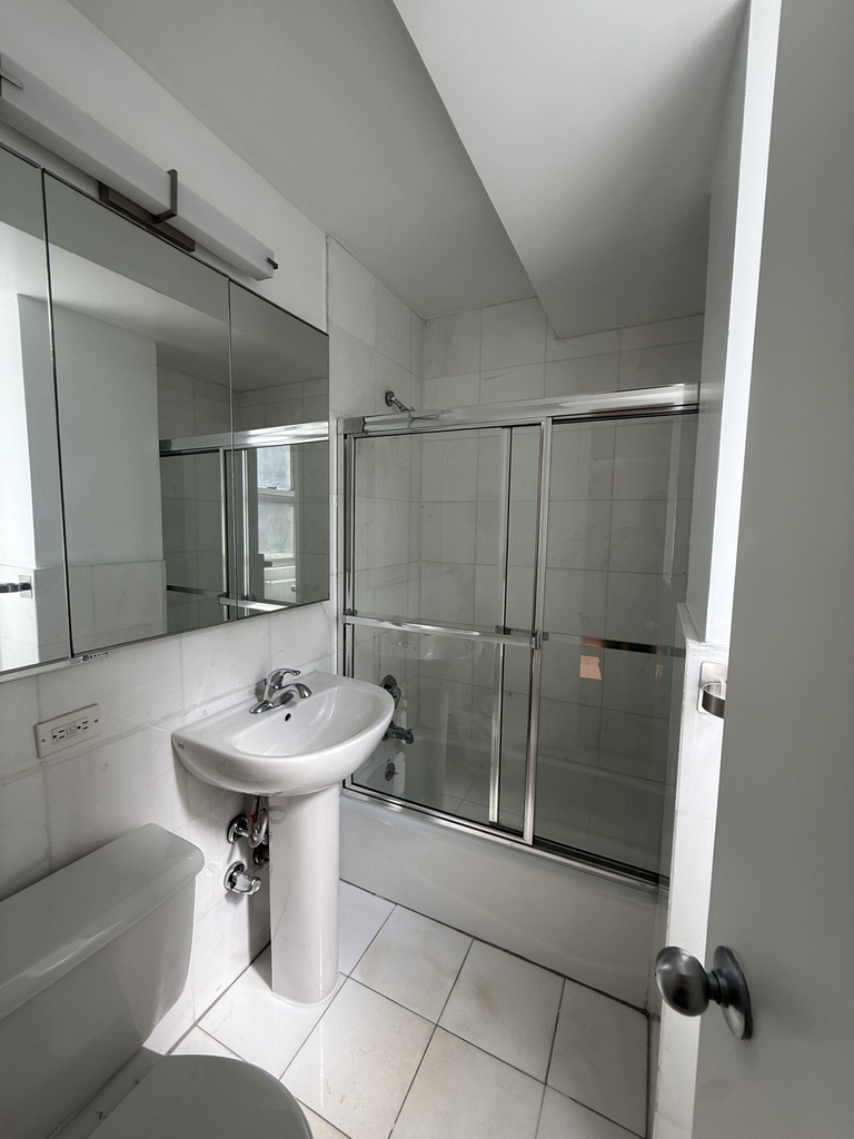 888 8th Avenue - Photo 11