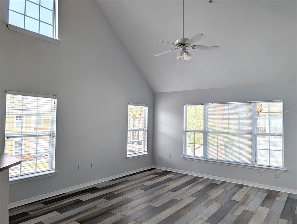 5500 Rosehill Road - Photo 2