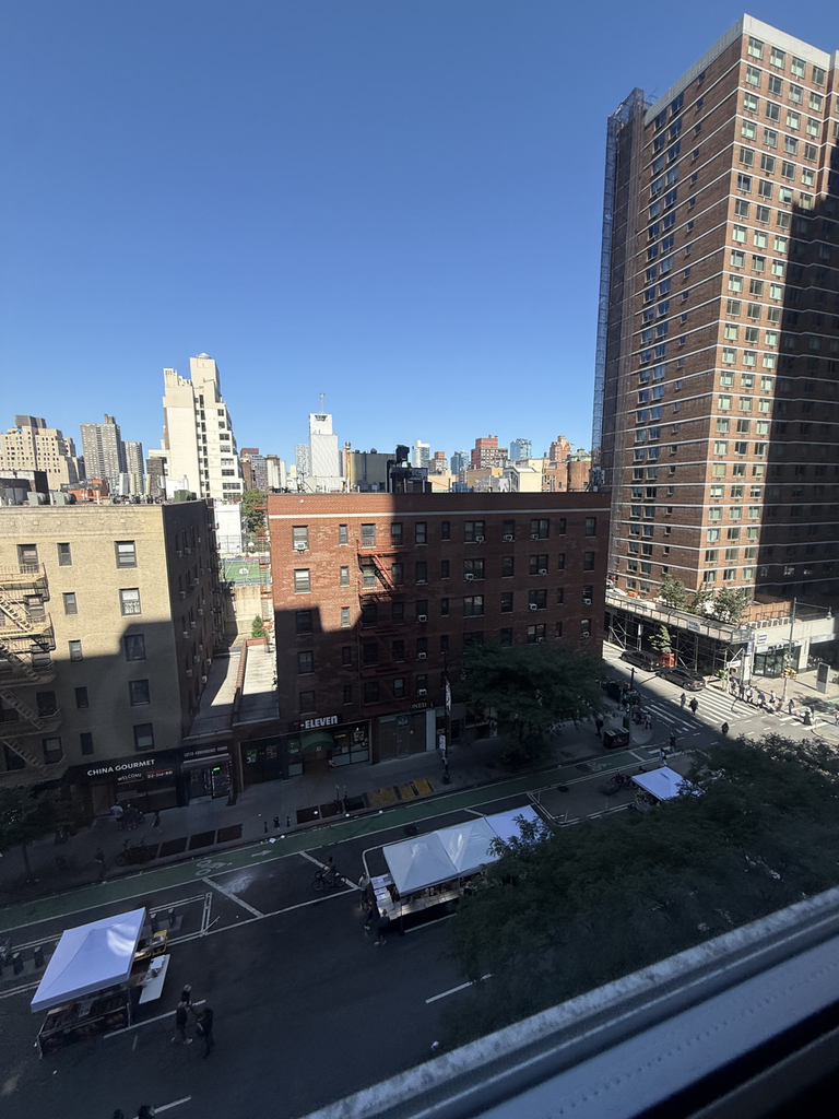 888 8th Avenue - Photo 3
