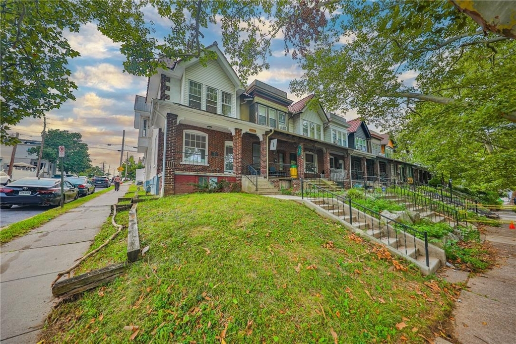 250 S 13th Street - Photo 1