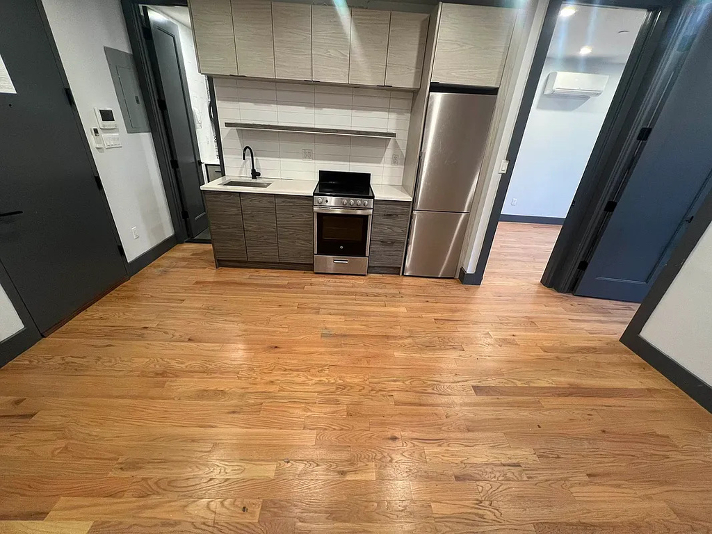 207 Rochester Avenue - Photo 2