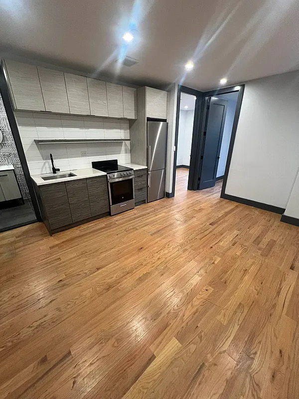 207 Rochester Avenue - Photo 0