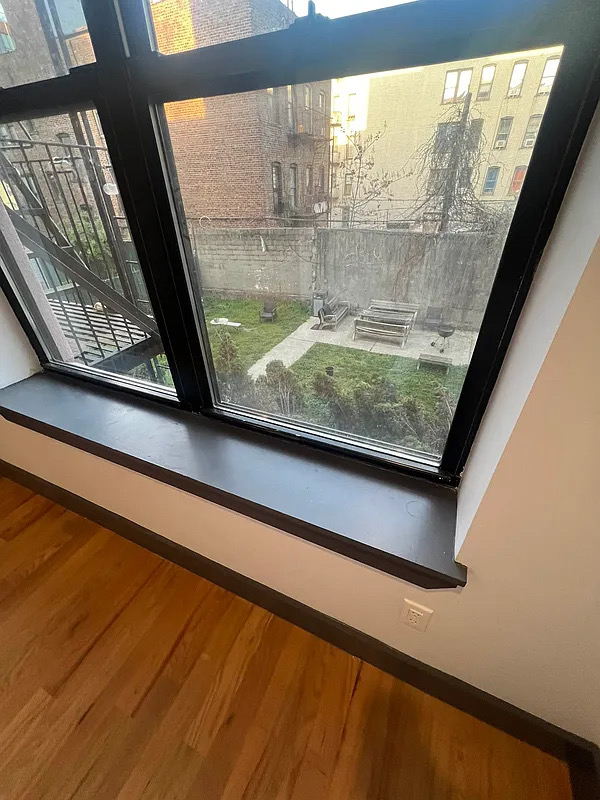 207 Rochester Avenue - Photo 9