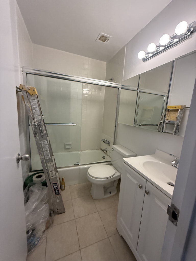 365 West 52nd Street - Photo 18