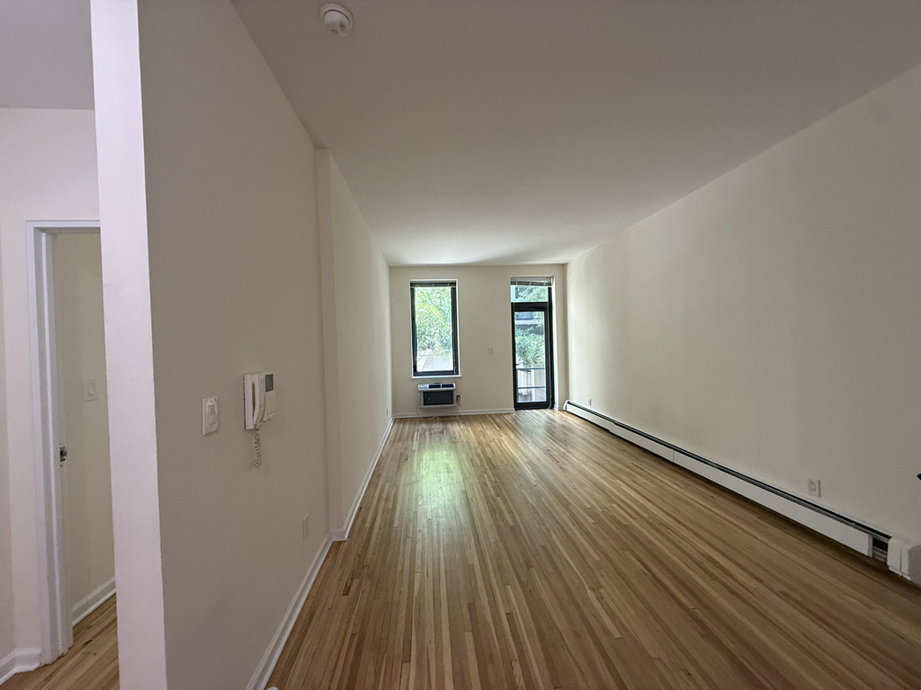 365 West 52nd Street - Photo 0