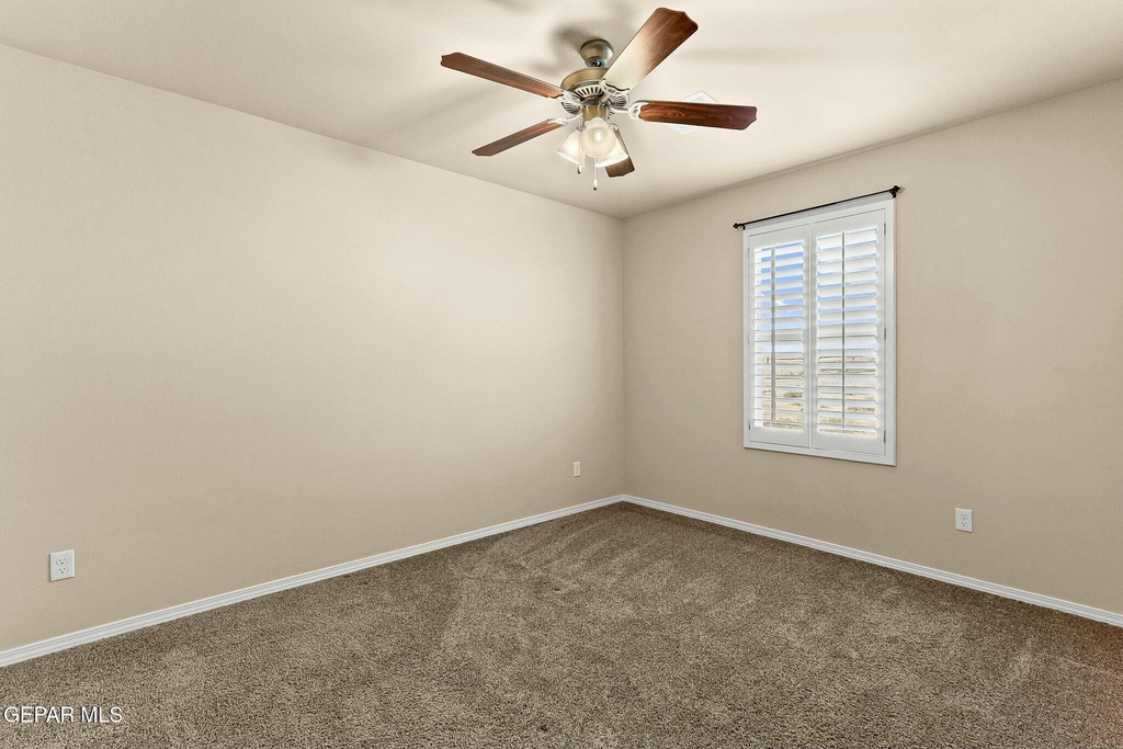 3909 Desert Dunes Drive - Photo 37