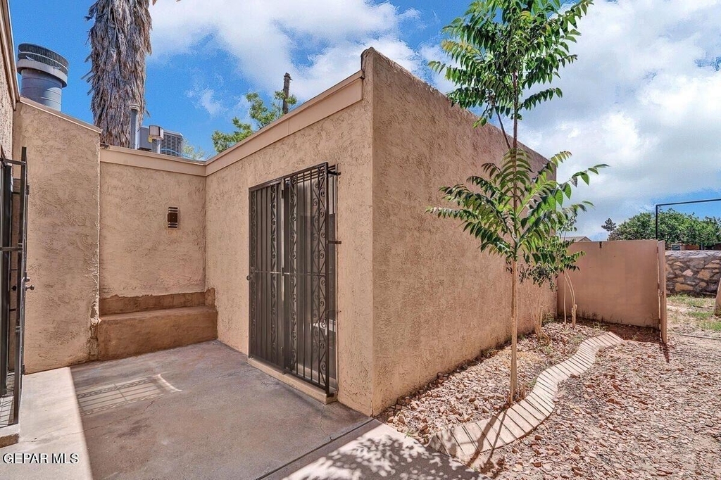 3228 Isla Banderas Way - Photo 11