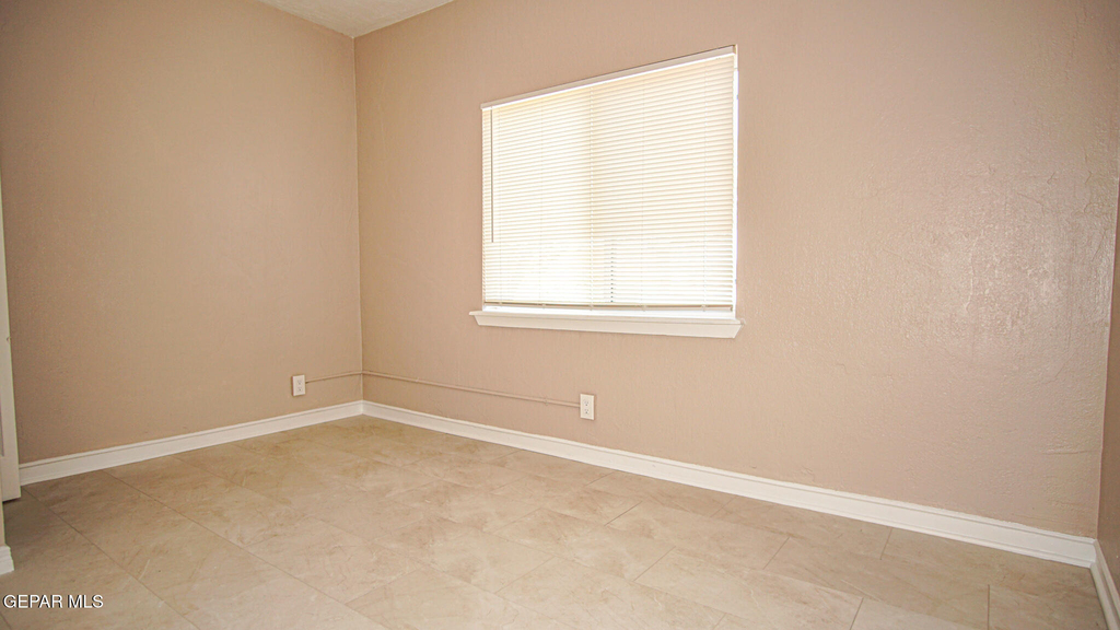 7320 Dale Road - Photo 18