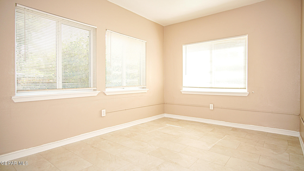 7320 Dale Road - Photo 22
