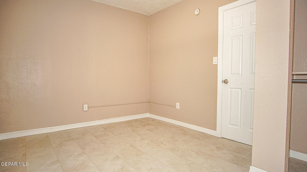 7320 Dale Road - Photo 19
