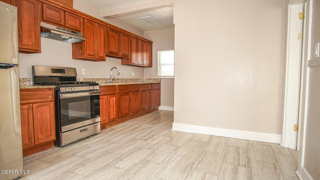7320 Dale Road - Photo 10