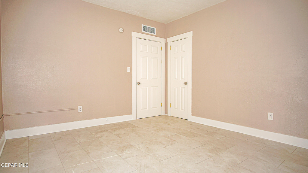 7320 Dale Road - Photo 17