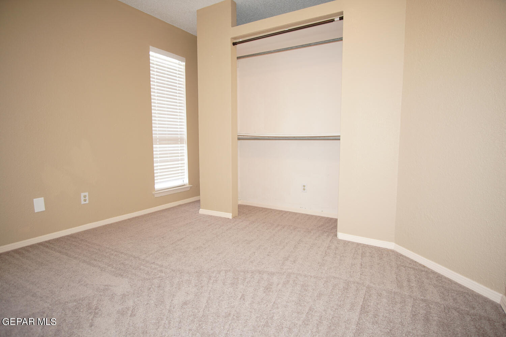 637 Woodcrest Lane - Photo 12