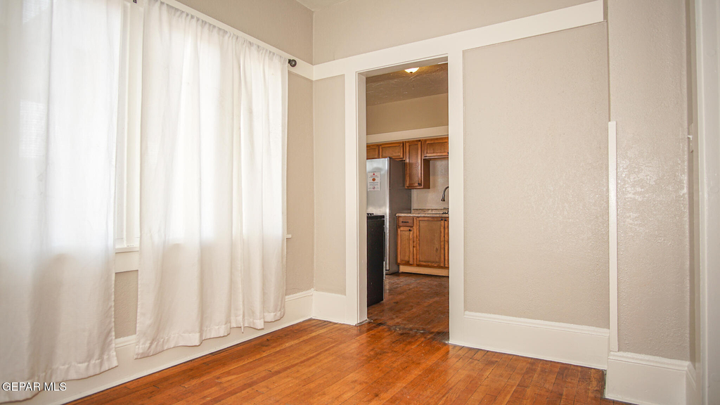 7600 Franklin Drive - Photo 8