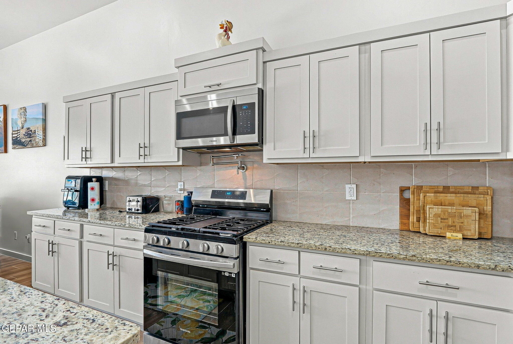 14585 John Mcneely Avenue - Photo 9