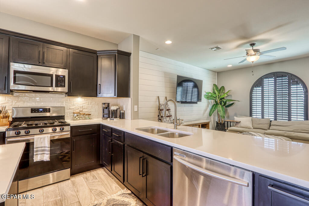 12515 Triple Crown Avenue - Photo 10