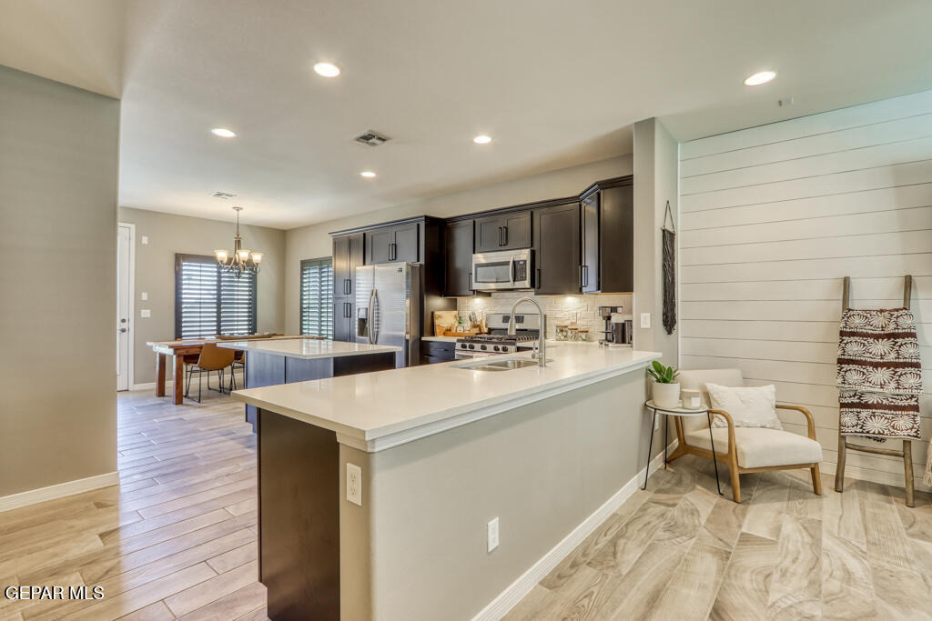 12515 Triple Crown Avenue - Photo 8
