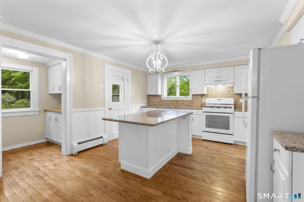 84 New Road - Photo 17
