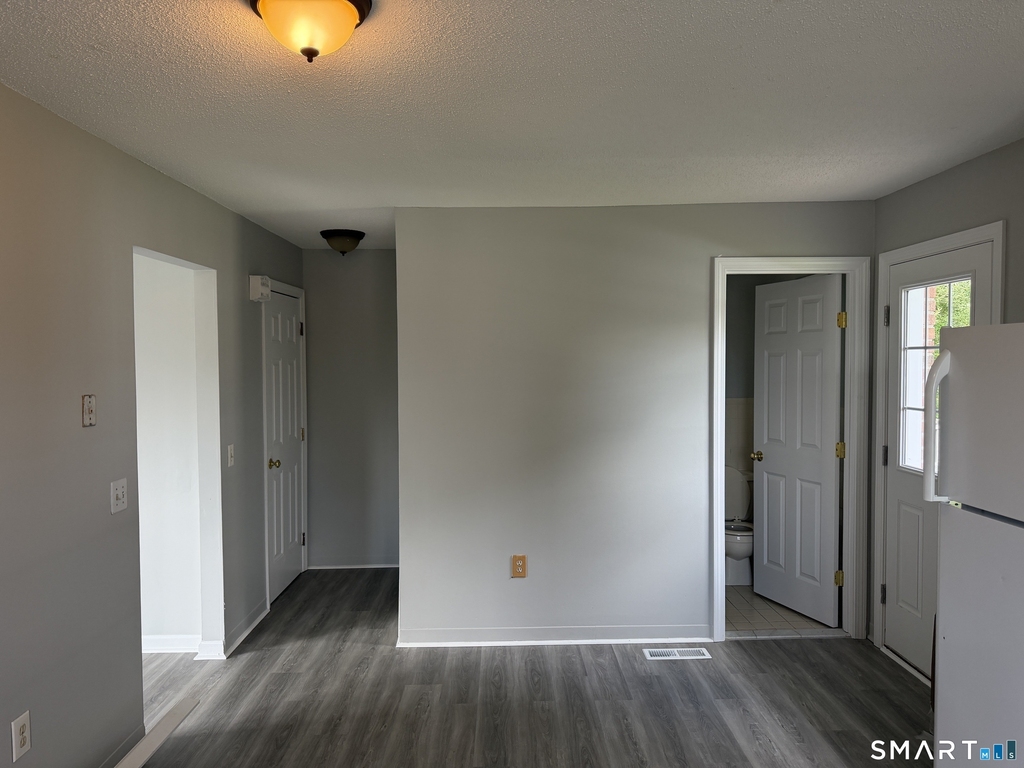 1474 Highland Avenue - Photo 6