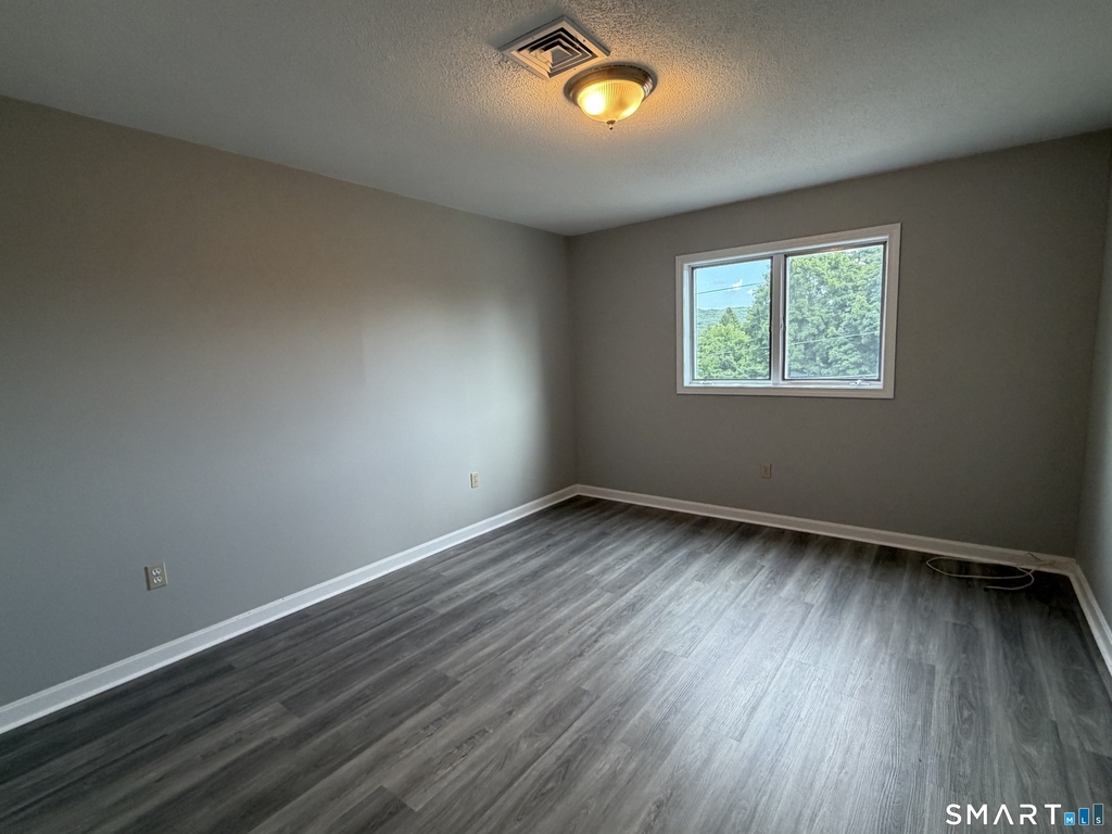 1474 Highland Avenue - Photo 10
