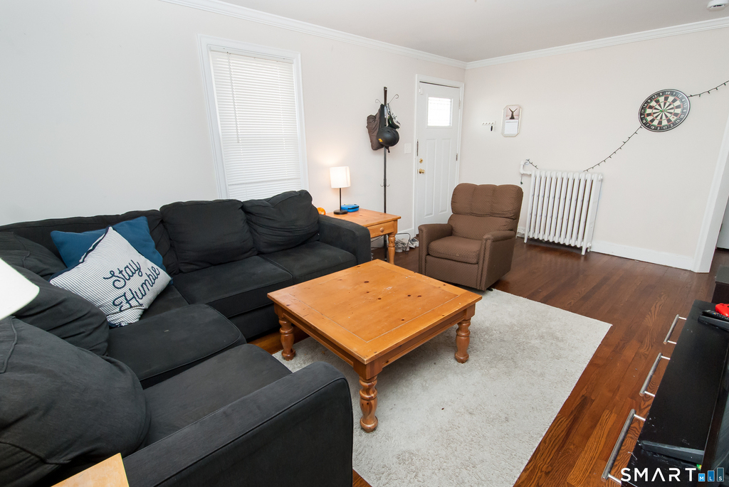 435 Ruth Street - Photo 4