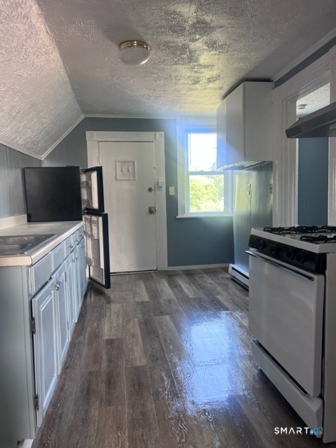 278 Thompson Street - Photo 1