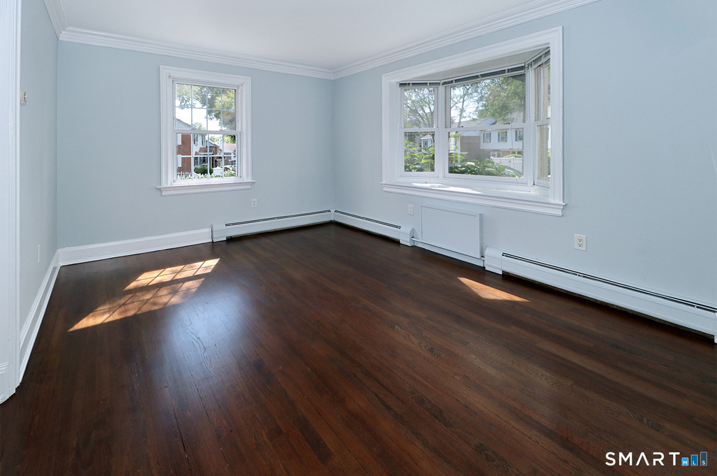 240 Sunnyridge Avenue - Photo 3