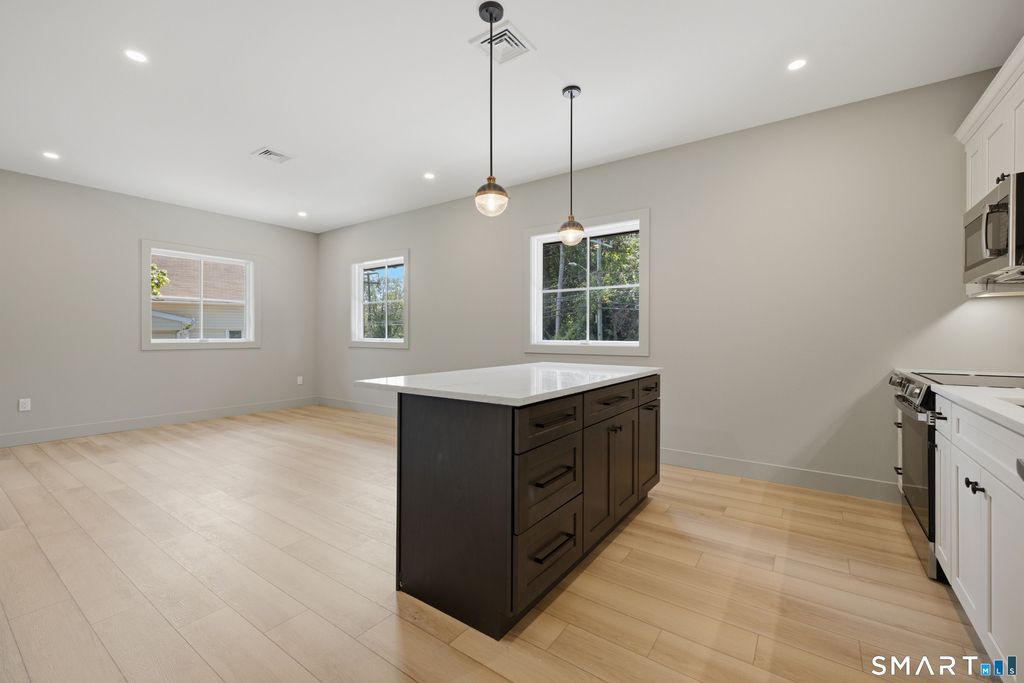 100 100 W Main Street - Photo 2
