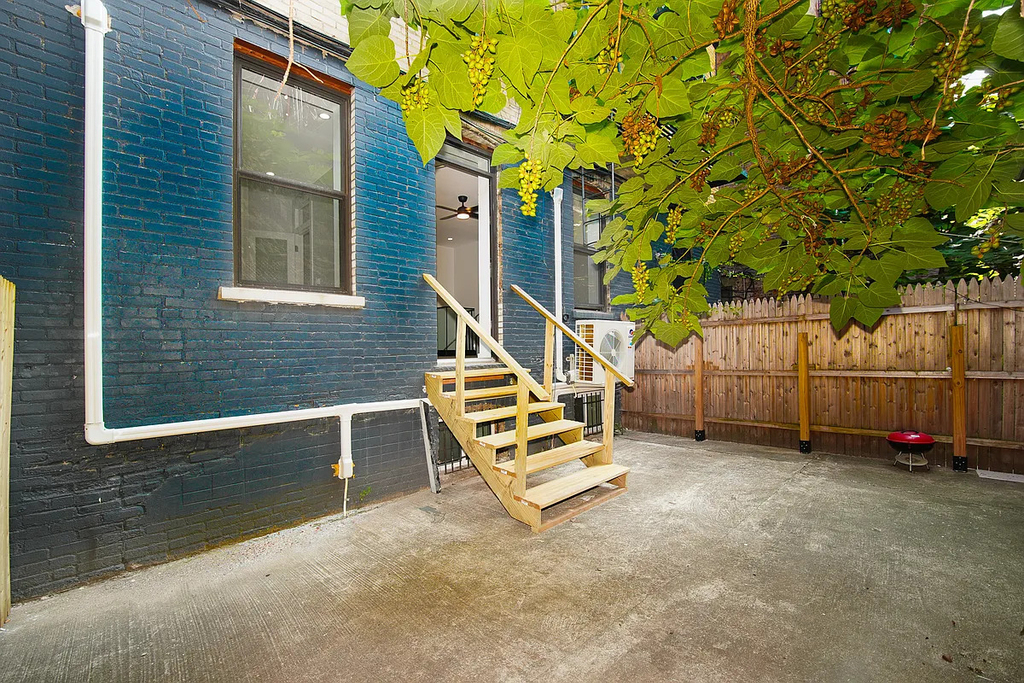 195 Stanton Street - Photo 14