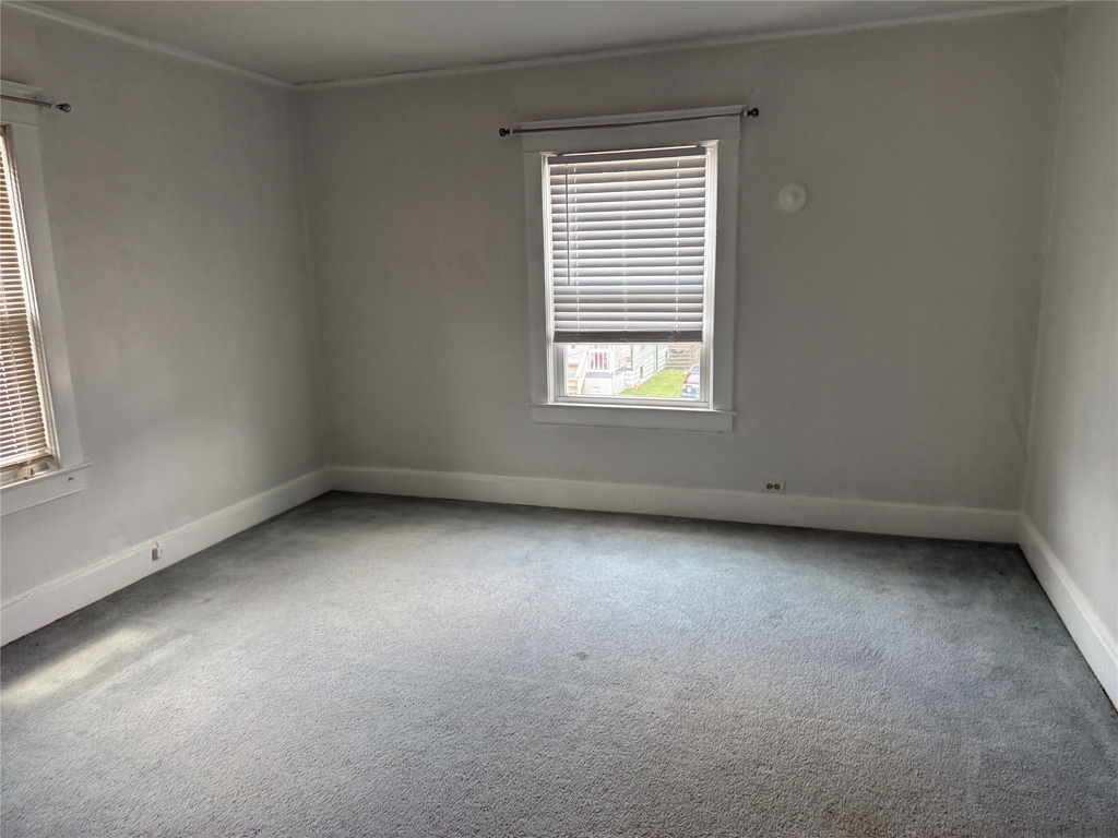 27 1/2 Euclid Avenue - Photo 9