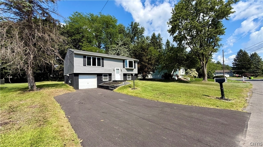 104 Finwood Drive - Photo 2