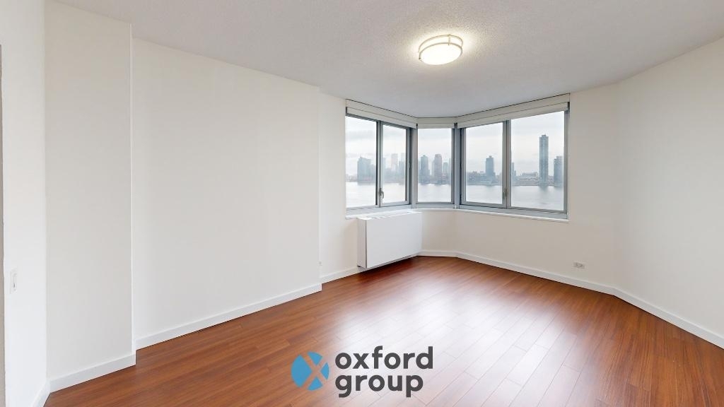 East 34th Street - Photo 1