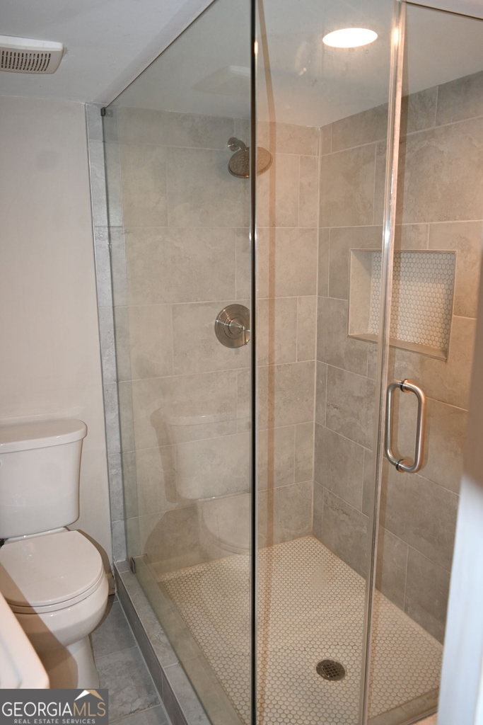 1923 Thompson Avenue - Photo 11