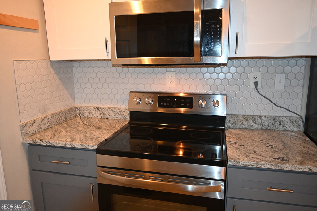 1923 Thompson Avenue - Photo 27