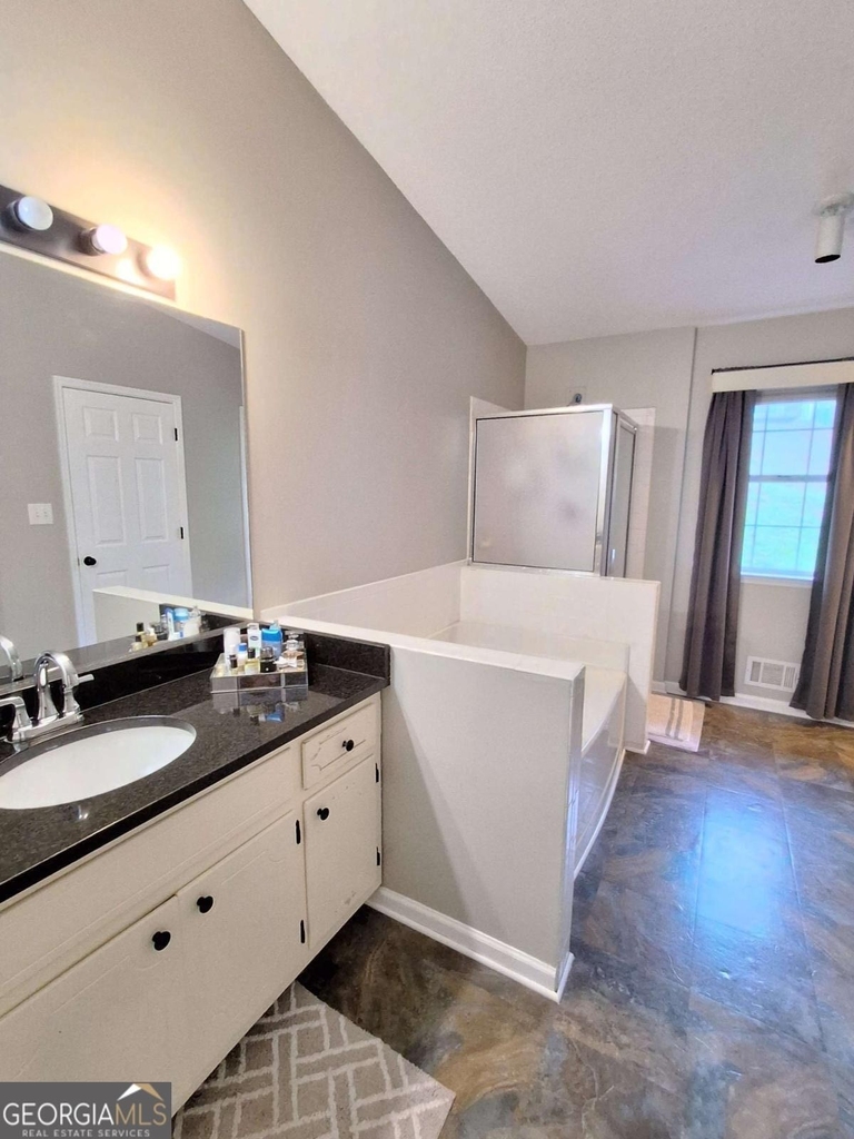 1142 Riverside Trace - Photo 12