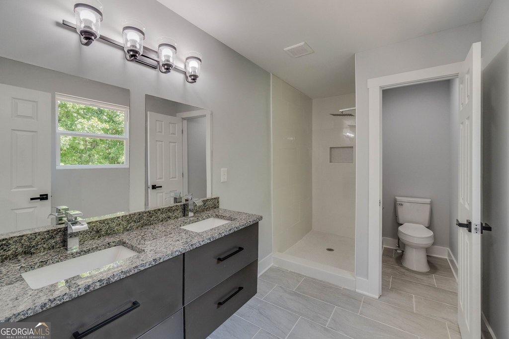 2389 A Highpoint Road - Photo 11