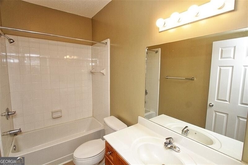 3500 Sweetwater Road - Photo 19