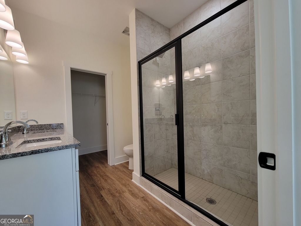 1351 Brewster Street - Photo 8